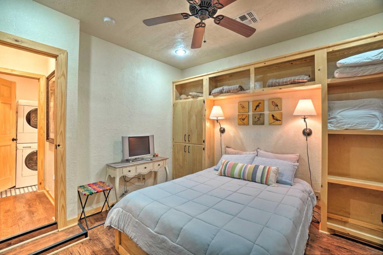 Charming Hilltop Cottage In Medicine Park! ภายนอก รูปภาพ